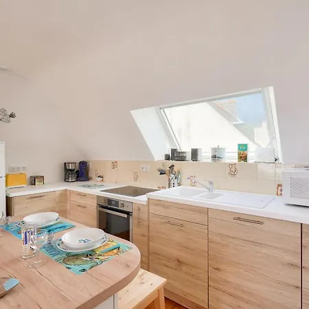 1er Etage, Jardin Partage Pour 4 A 300m De La Appartement *